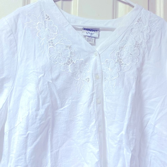 Essentials by Maggie ~ Top ~ Women’s ~ Size 22 - 24 ~ Blouse ~ 2X ~ White - Picture 7 of 9